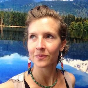 Meet your Posher, Mandy